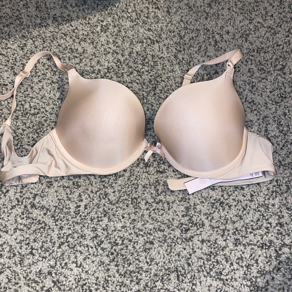 VS push up bra